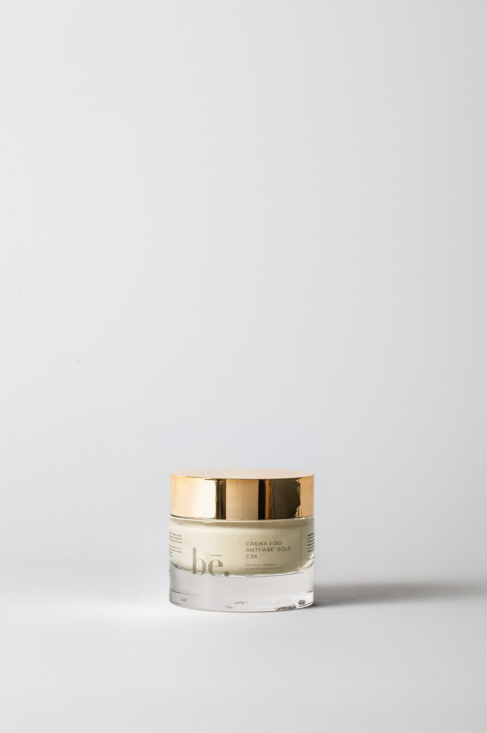 Crema Viso Anti-Age Gold 23K bē., trattamento idratante e rimpolpante da 50 ml.