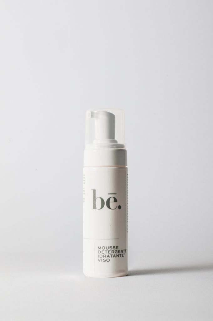 MOUSSE DETERGENTE IDRATANTE VISO